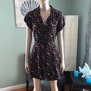 Charlotte Russe Short Sleeve Casual Dress!! Size M